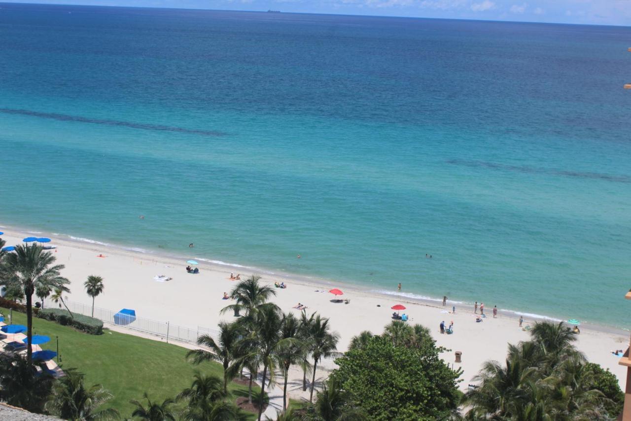 Ramada Plaza By Wyndham Marco Polo Beach Resort Golden Beach Exterior photo