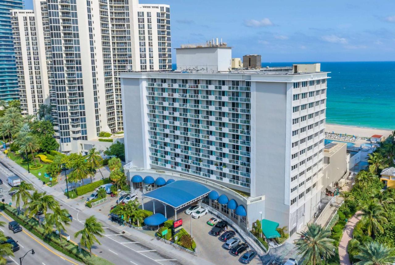 Ramada Plaza By Wyndham Marco Polo Beach Resort Golden Beach Exterior photo