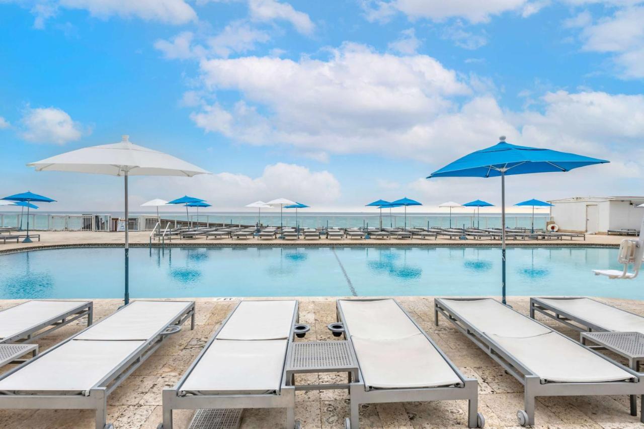 Ramada Plaza By Wyndham Marco Polo Beach Resort Golden Beach Exterior photo