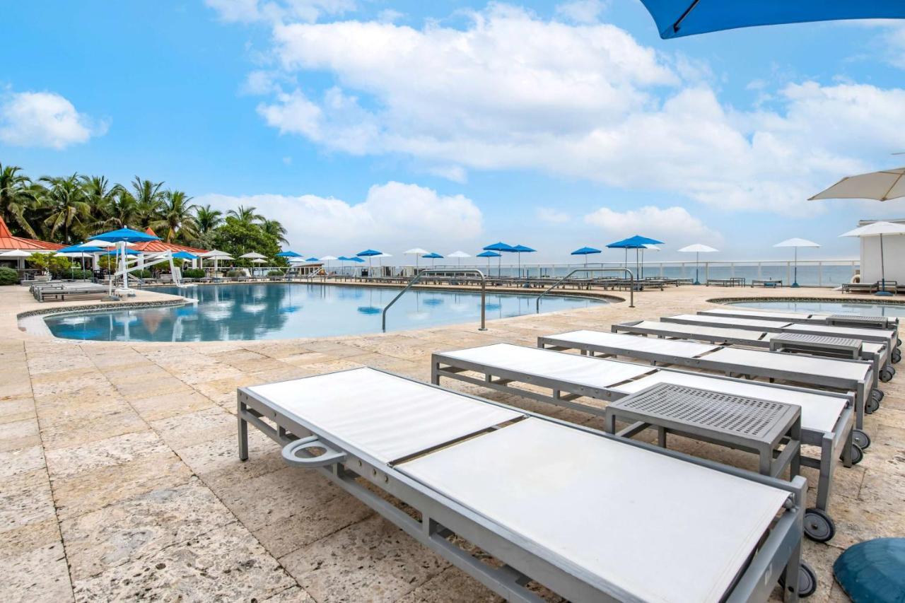 Ramada Plaza By Wyndham Marco Polo Beach Resort Golden Beach Exterior photo