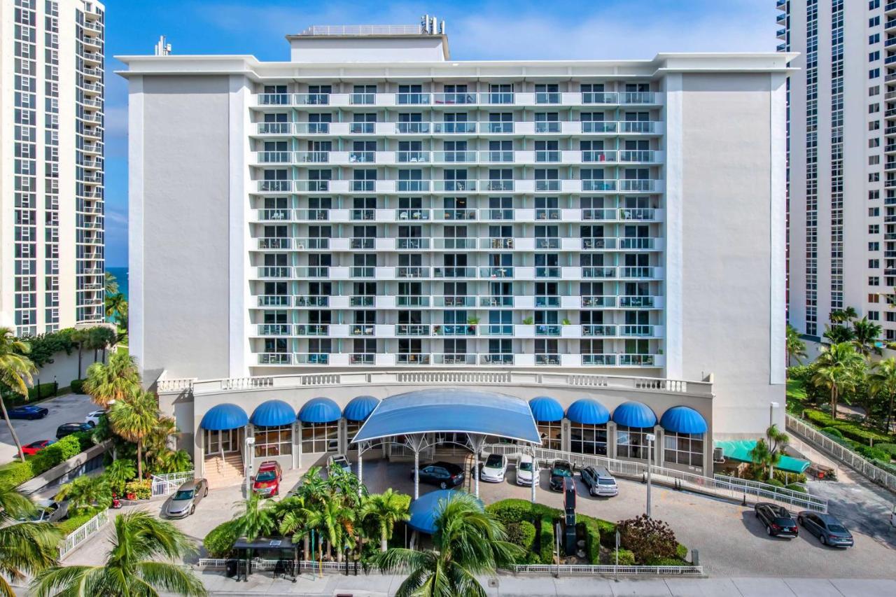 Ramada Marco Polo Hotel Miami Beach Exterior photo