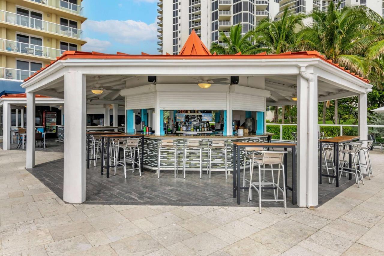 Ramada Plaza By Wyndham Marco Polo Beach Resort Golden Beach Exterior photo